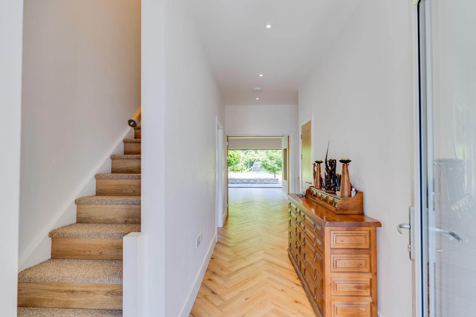 10 Evenlode Avenue, Penarth, CF64 3PD